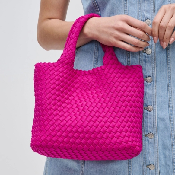 #478 SALE 🛑78 FINAL PRICE! FABULOUS BOHO TRENDY Small Woven Neoprene Crossbody - Picture 4 of 7